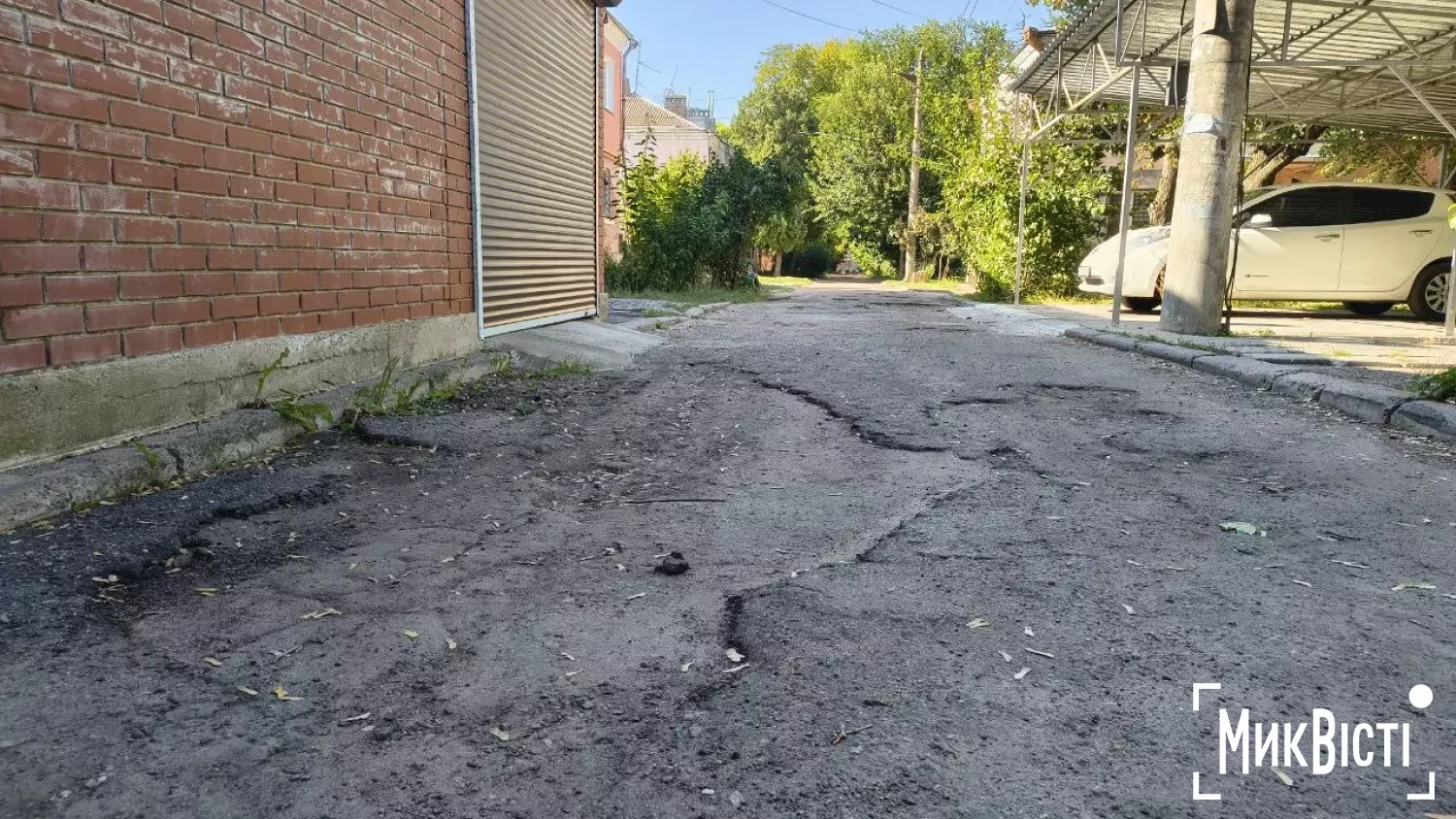 Внутрішньоквартальний проїзд по вул. Південній, 72-76. Фото: МикВісті