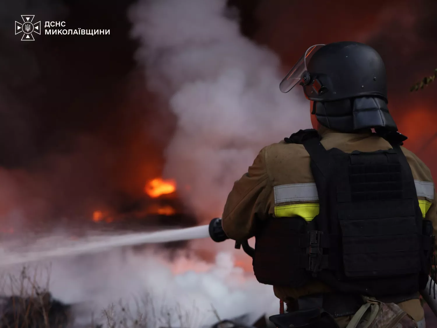 Ліквідація пожежі у Миколаївській області. Фото: ДСНС