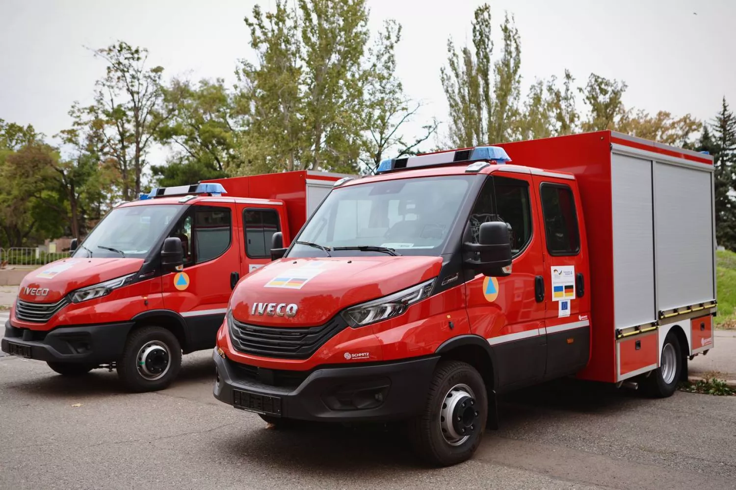 Миколаїв і Новий Буг отримали від Німеччини три пожежні автомобілі. Фото з телеграм каналу Георгія Решетілова