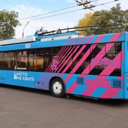 У Миколаєві тролейбус «Дніпро» зможе проїжджати до 20 км без контактної мережі. Фото: «Миколаївелектротранс»