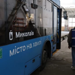 У Миколаєві переобладнали тролейбус «Дніпро», збільшивши його автономний хід з одного до 20 кілометрів. Фото: міська рада