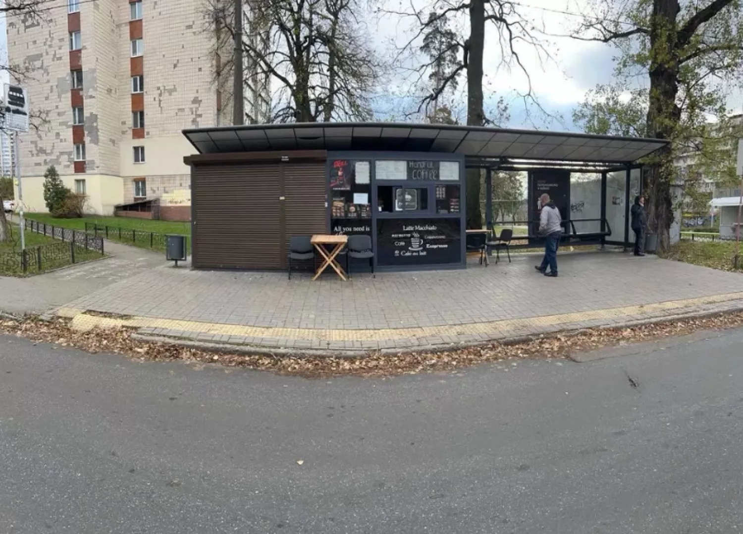 Земельна комісія не дала погодження для встановлення зупинкового комплексу з павільйоном у Корабельному районі. Ілюстративне фото: modo.com.ua