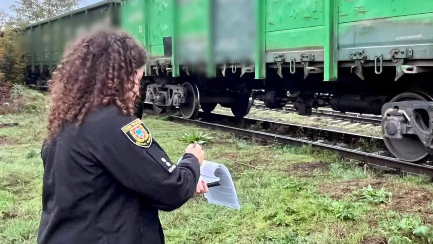 В Одесі вантажний потяг наїхав на чоловіка. Фото нацполіція