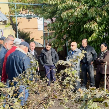В Одесі обвалилася земля, мешканцям будинків поблизу радять тимчасово виїхати. Фото: Одеська міська рада