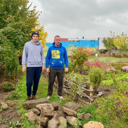 Працівники «Юженергобуд» перевезуть кромлех у музей. Фото: Світлана Корчомна