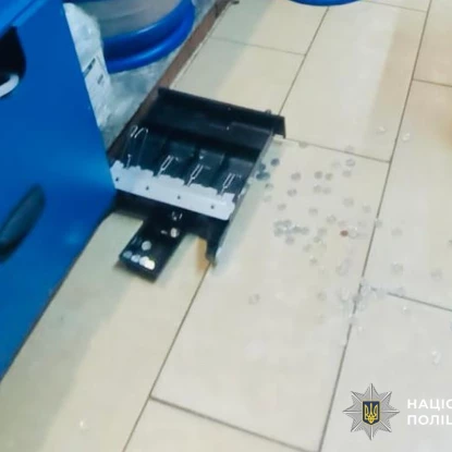 У Миколаєві чоловіка підозрюють у крадіжці з кафе та проникненні до приватного будинку. Фото: Нацполіція