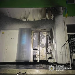 Поліція затримала миколаївця, якого підозрюють у підпалі банку. Фото: Нацполіція Миколаївської області