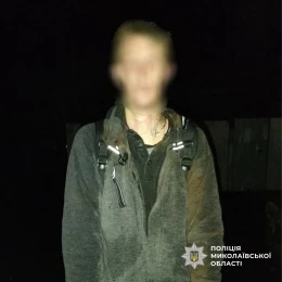 Поліція затримала миколаївця, якого підозрюють у підпалі банку. Фото: Нацполіція Миколаївської області
