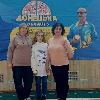 Миколаївська плавчиня Цабій здобула 3 медалі на турнірі з параплавання. Фото: Миколаївська міськрада