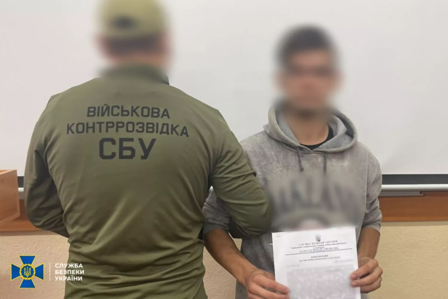 На Миколаївщині матроса підозрюють у публікації відео військових позицій у TikTok. Фото: СБУ