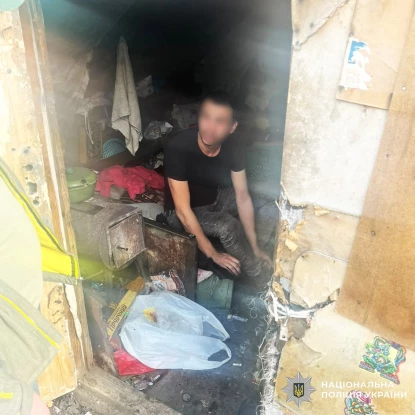 У Миколаєві затримали підозрюваного у пограбуванні перехожого. Фото: Нацполіція