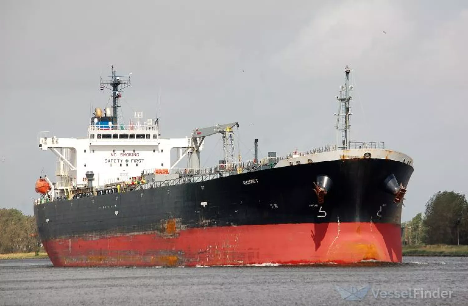 Санкційний танкер везе російський дизель до США. Фото: vesselfinder.com