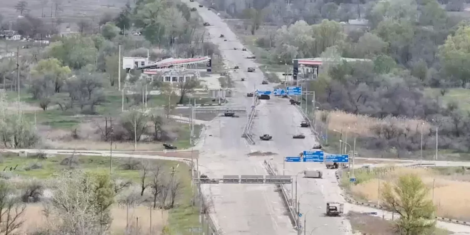 В Олешках після розмінування дороги очікують представників України, США та Росії. Фото: kyivvlada.com.ua