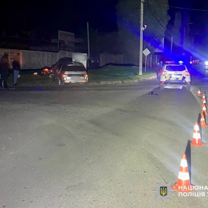 У Первомайську зіткнулися мотоцикл і легковик. Фото: Нацполіція