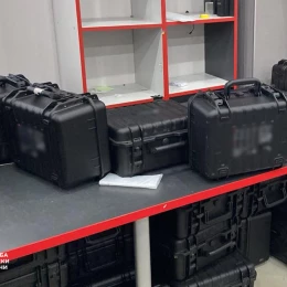 Слідчі дії у справі розкраданні військової техніки. Фото: СБУ