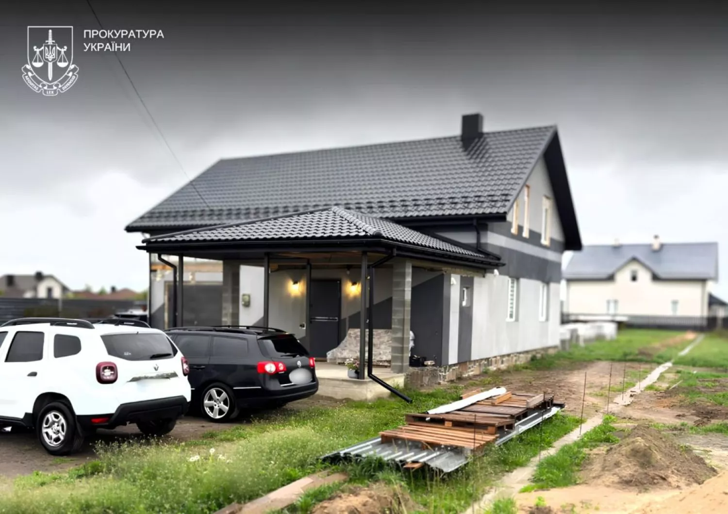 На Рівненщині судитимуть полковника за зловживання службовим становищем і залучення підлеглих до ремонту будинку тещі. Фото Офіс генпрокурора