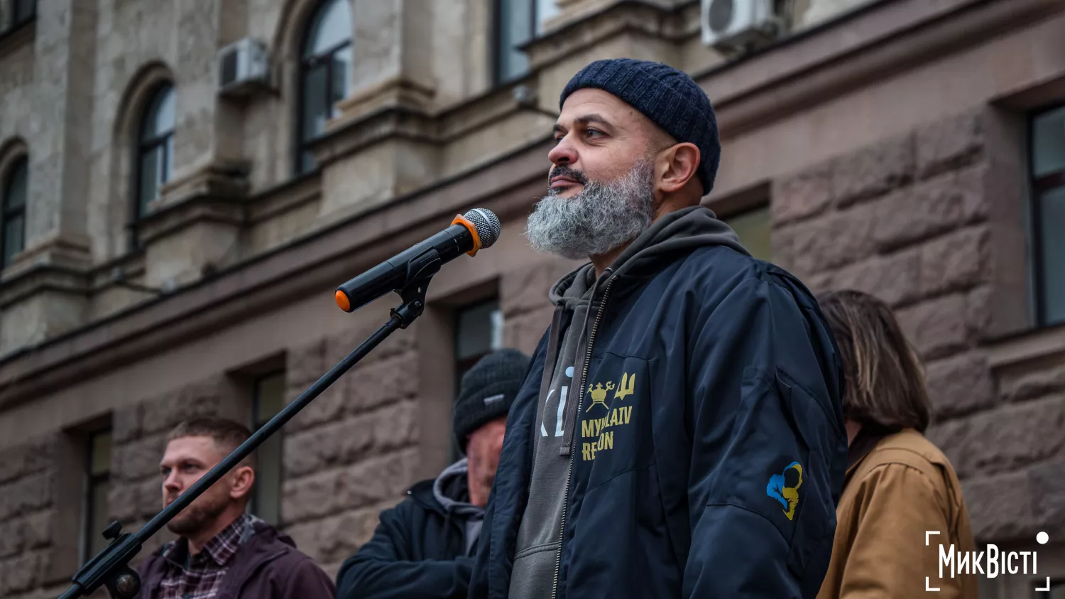 Фотовиставка данського фотографа Міккеля Гьорлика «Україна: На вістрі». Фото: Сергій Овчаришин, МикВісті