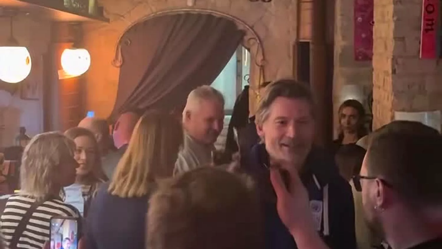 Зірка «Гри престолів» Ніколай Костер-Вальдау приїхав до Миколаєва. Скриншот з сторінки Володимира Алексєєва