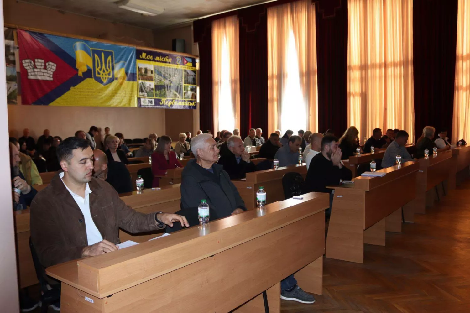 Депутати Первомайької міської ради на засіданні сесії. Фото: Первомайська міська рада
