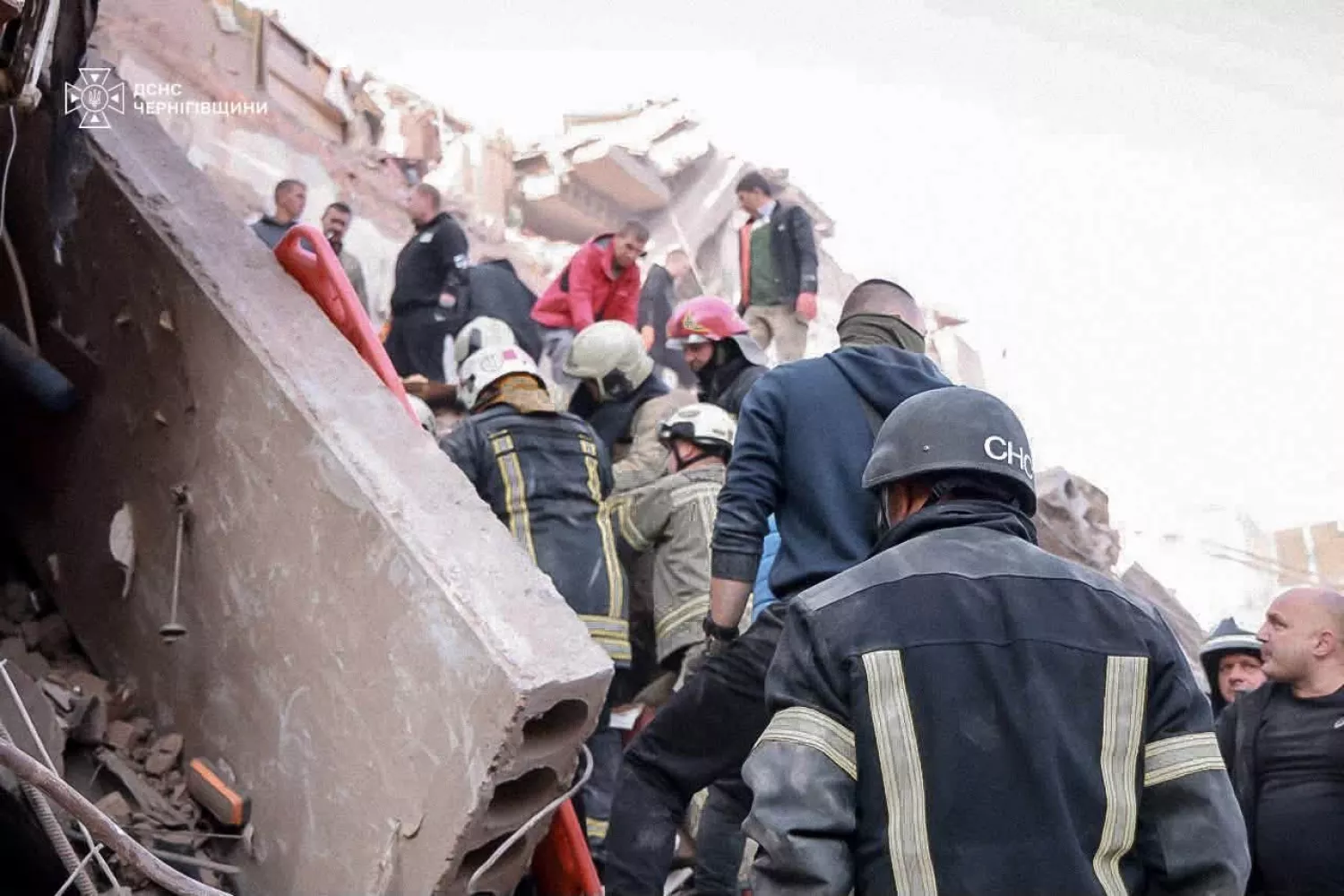 Будинок, зруйнований унаслідок російської атаки на Прилуки, 7 жовтня 2026 року. Фото: ДСНС