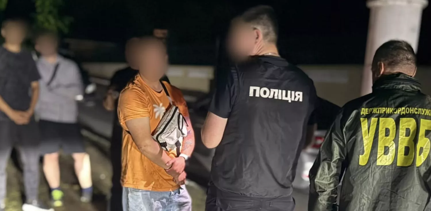 Скеровано до суду справу про виїзд ухилянта під виглядом моряка на Одещині. Фото прокуратура