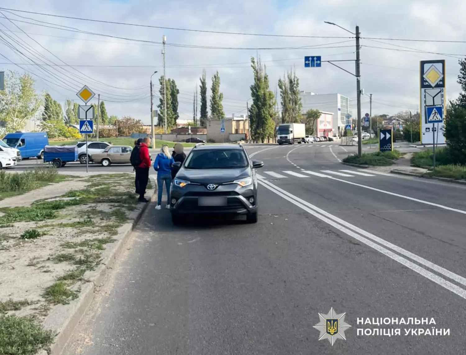 На пішохідному переході в Миколаєві Toyota збив жінку. Фото: Нацполіція
