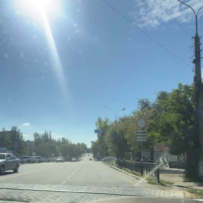 Організація руху біля залізничного переїзду на проспекті Богоявленському. Фото: КСМЕП
