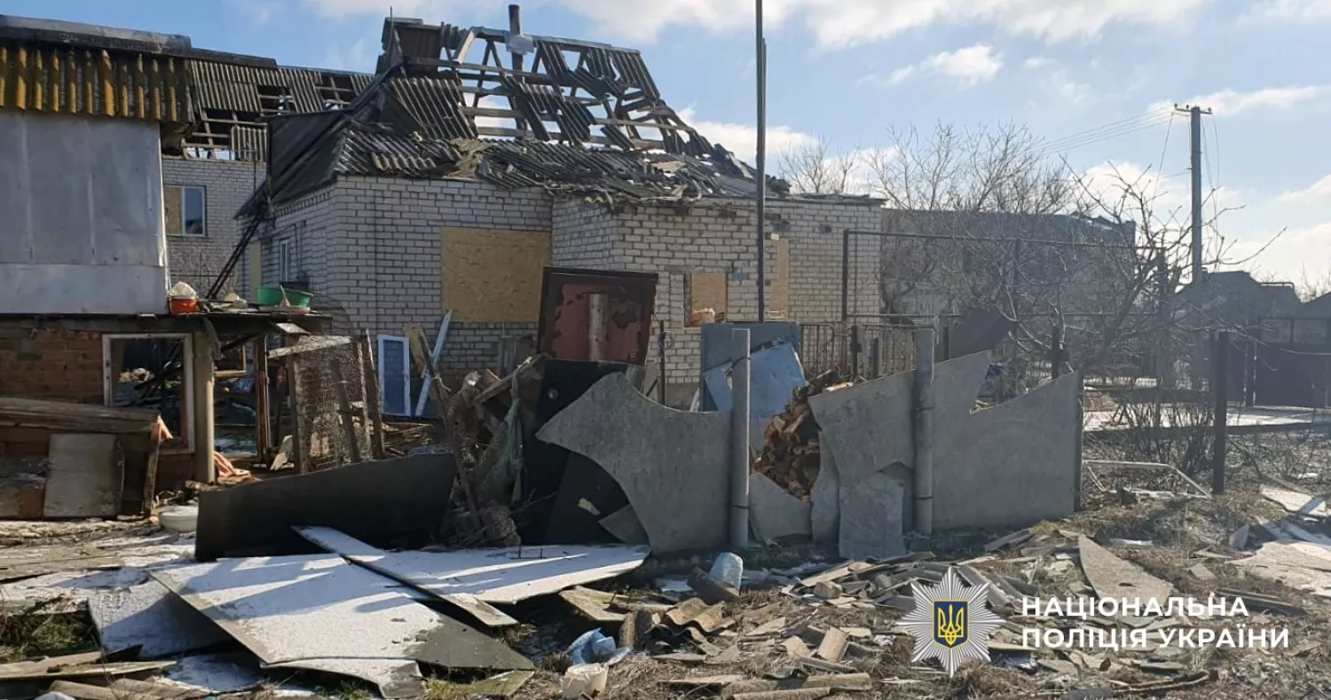 Наслідки обстрілу Херсонщини 8 лютого. Фото: Поліція Херсонської області