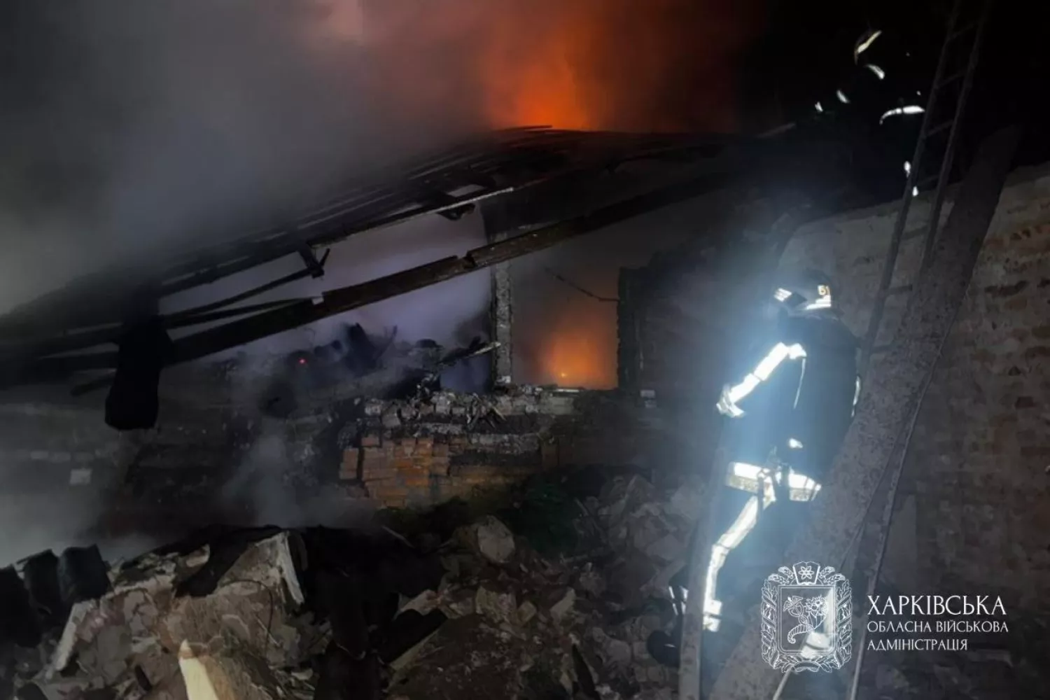 Наслідки російського обстрілу в Богодухові, що на Харківщині. Фото: Харківська ОВА