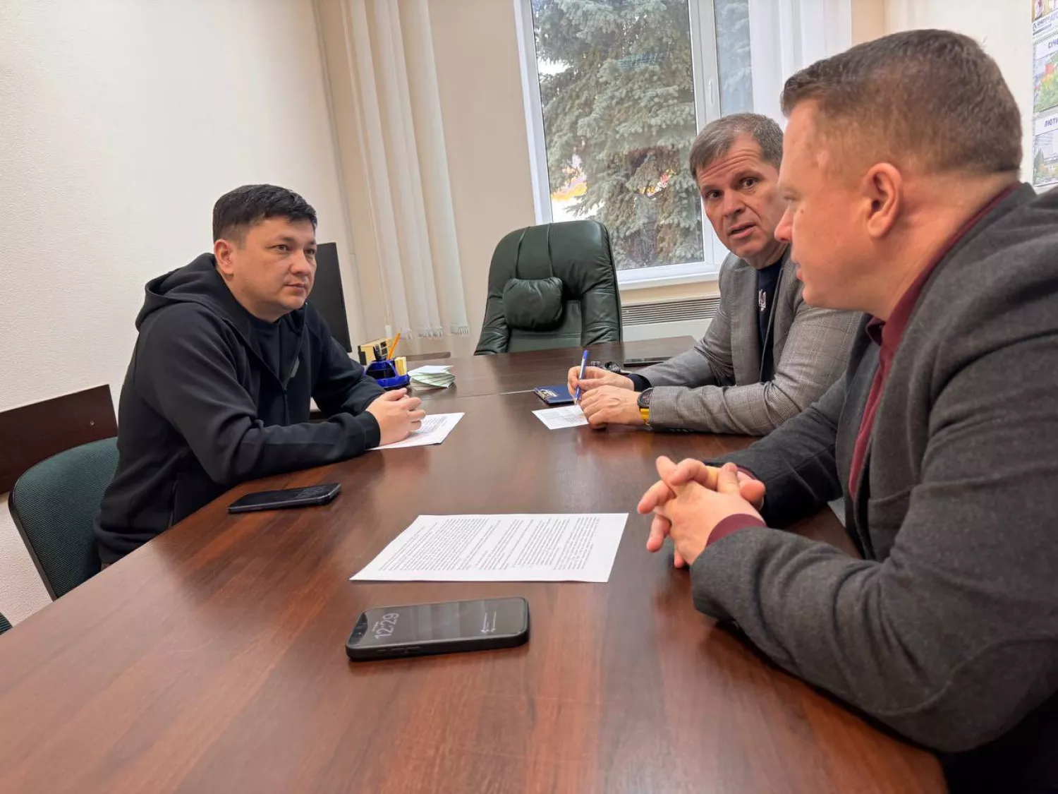 Очільник Миколаївської обласної військової адміністрації Віталій Кім 12 лютого відвідав Південноукраїнськ, фото: Віталій Кім/Facebook