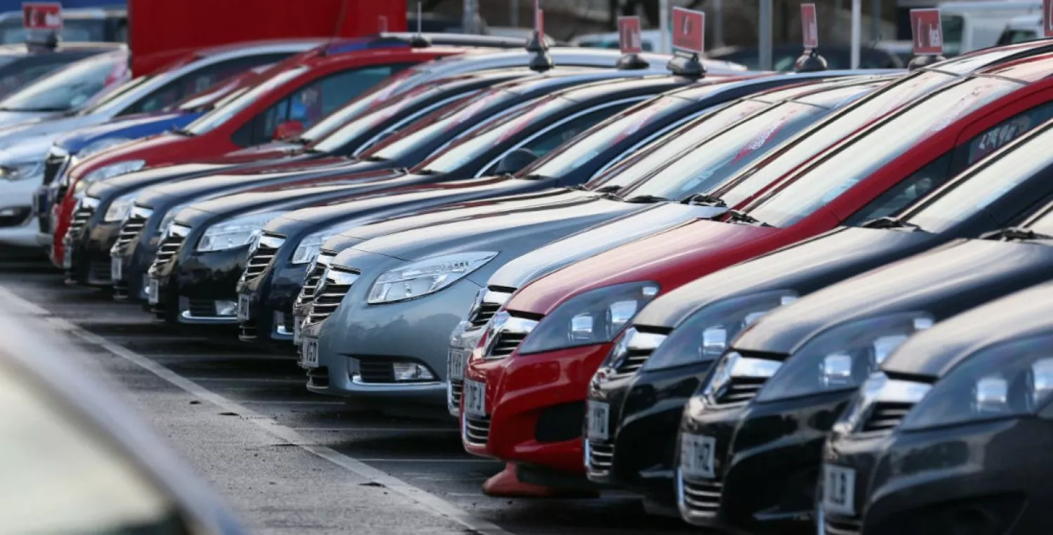 На митниці викрили схему з &laquo;гуманітарними&raquo; автомобілями. Фото: t1.ua