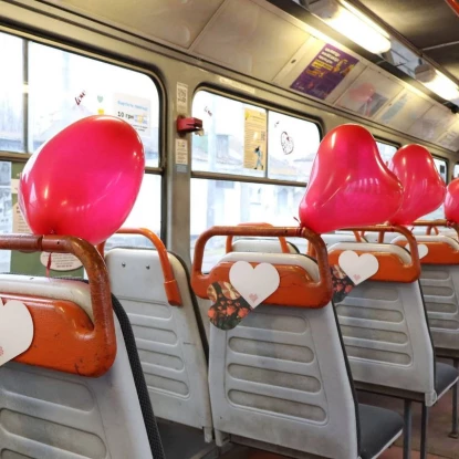 У Миколаєві на День закоханих курсуватиме святковий трамвай. Фото: Миколаївська міська рада