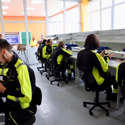 Відкриття трьох модернізованих навчальних майстерень і лабораторій на Миколаївщині. Фото: Миколаївська ОВА