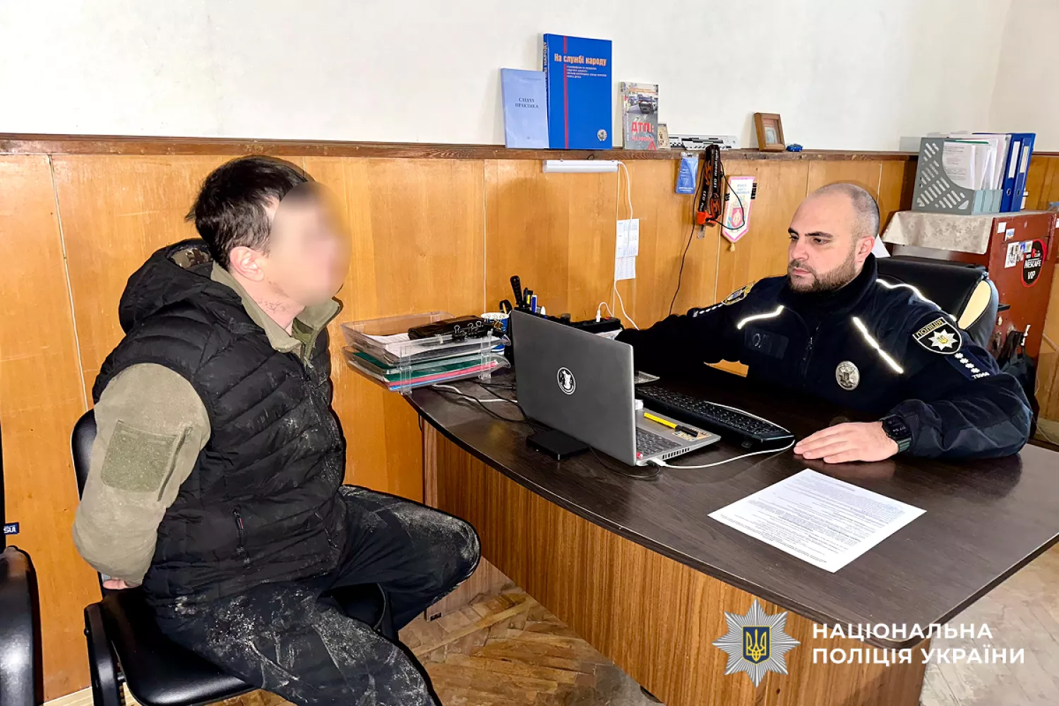 У Первомайську затримали пару, яку підозрюють у крадіжках з кав’ярень. Фото: Нацполіція Миколаївщини