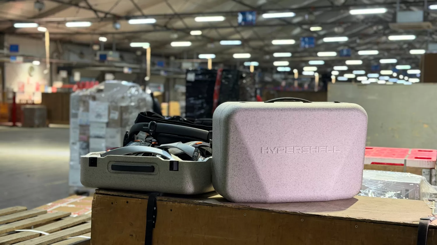 &laquo;Нова пошта&raquo; тестує екзоскелети для роботи на терміналах і депо