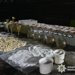В Україні викрили транснаціональну наркомережу. Фото: Нацполіція