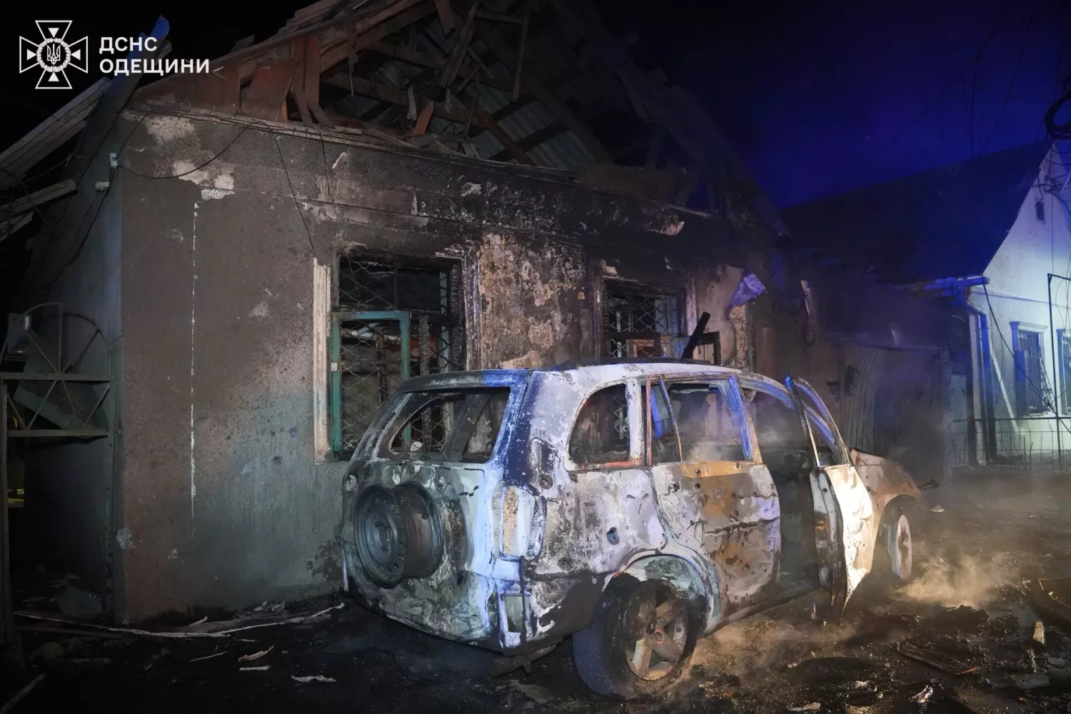 Наслідки обстрілу Одеси 21 лютого. Фото: ДСНС