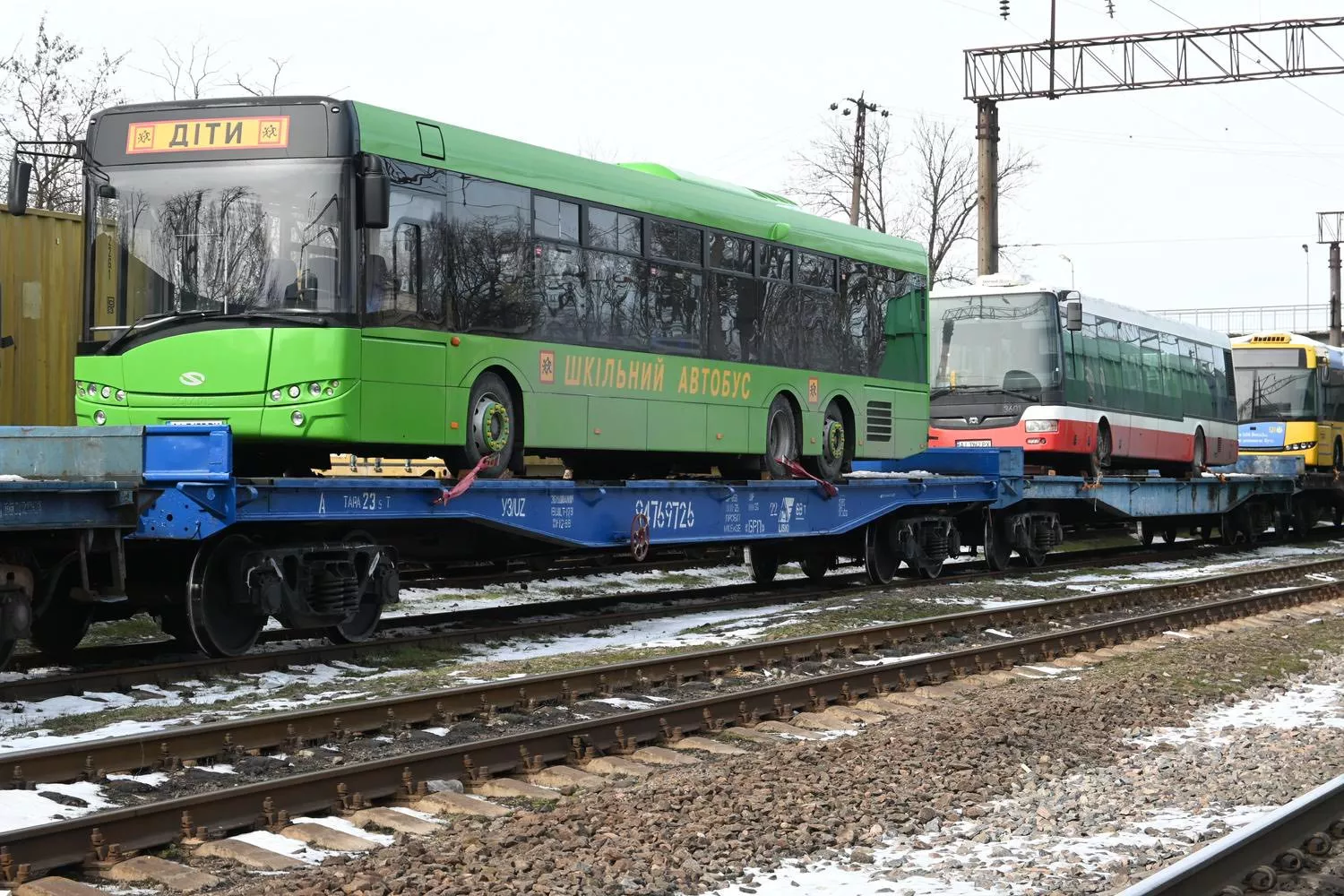 Одеса отримала перші шість автобусів у межах гуманітарної підтримки з Київщини. Фото: ОВА