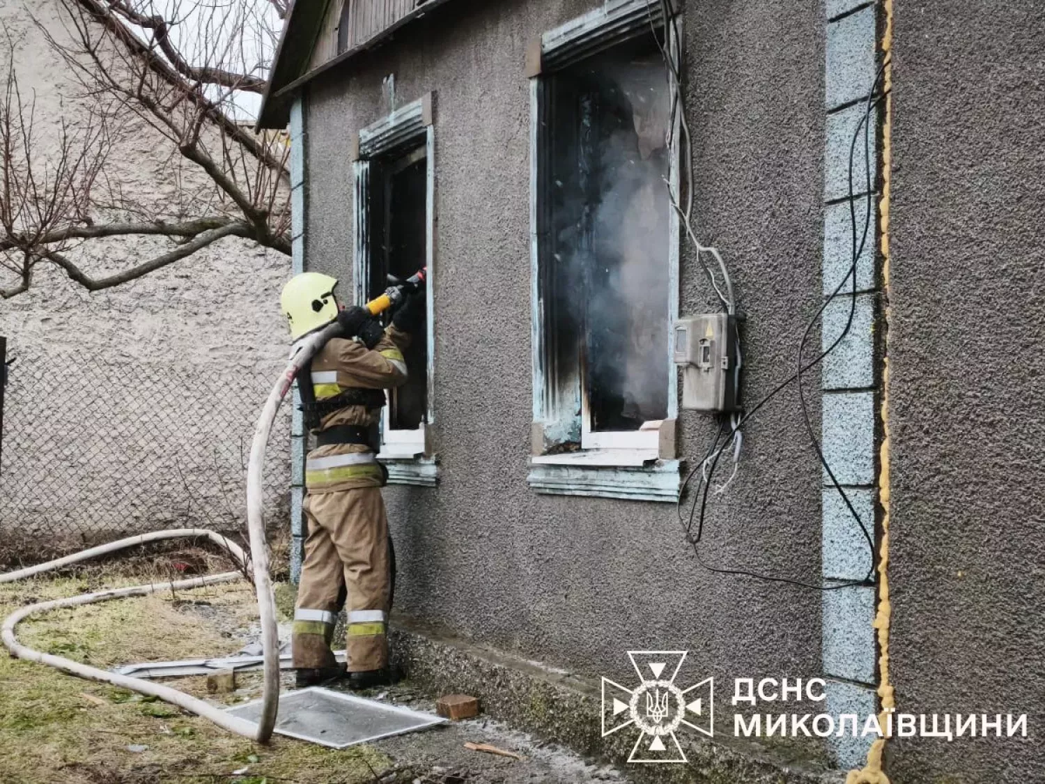 Пожежа будинку на Миколаївщині 18 лютого. Архівне фото: ДСНС