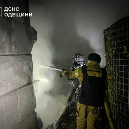 Росія атакувала енергетику Одещини. Фото: ДСНС Одещини