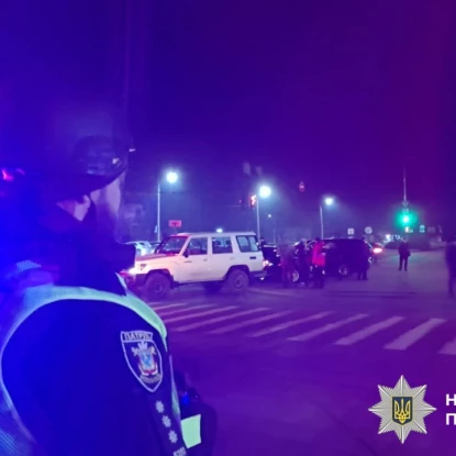 У Миколаєві стався вибух на території непрацюючої АЗС. Фото: Нацполіція