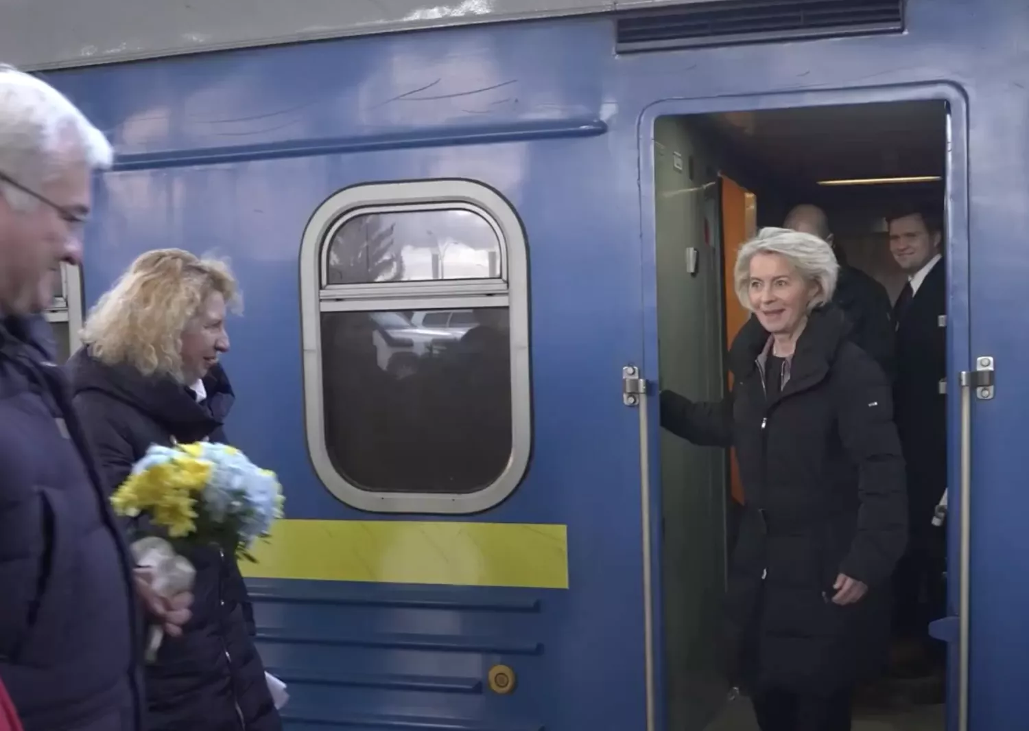 Фон дер Ляєн удесяте з початку війни прибула до столиці України. Скриншот з відео