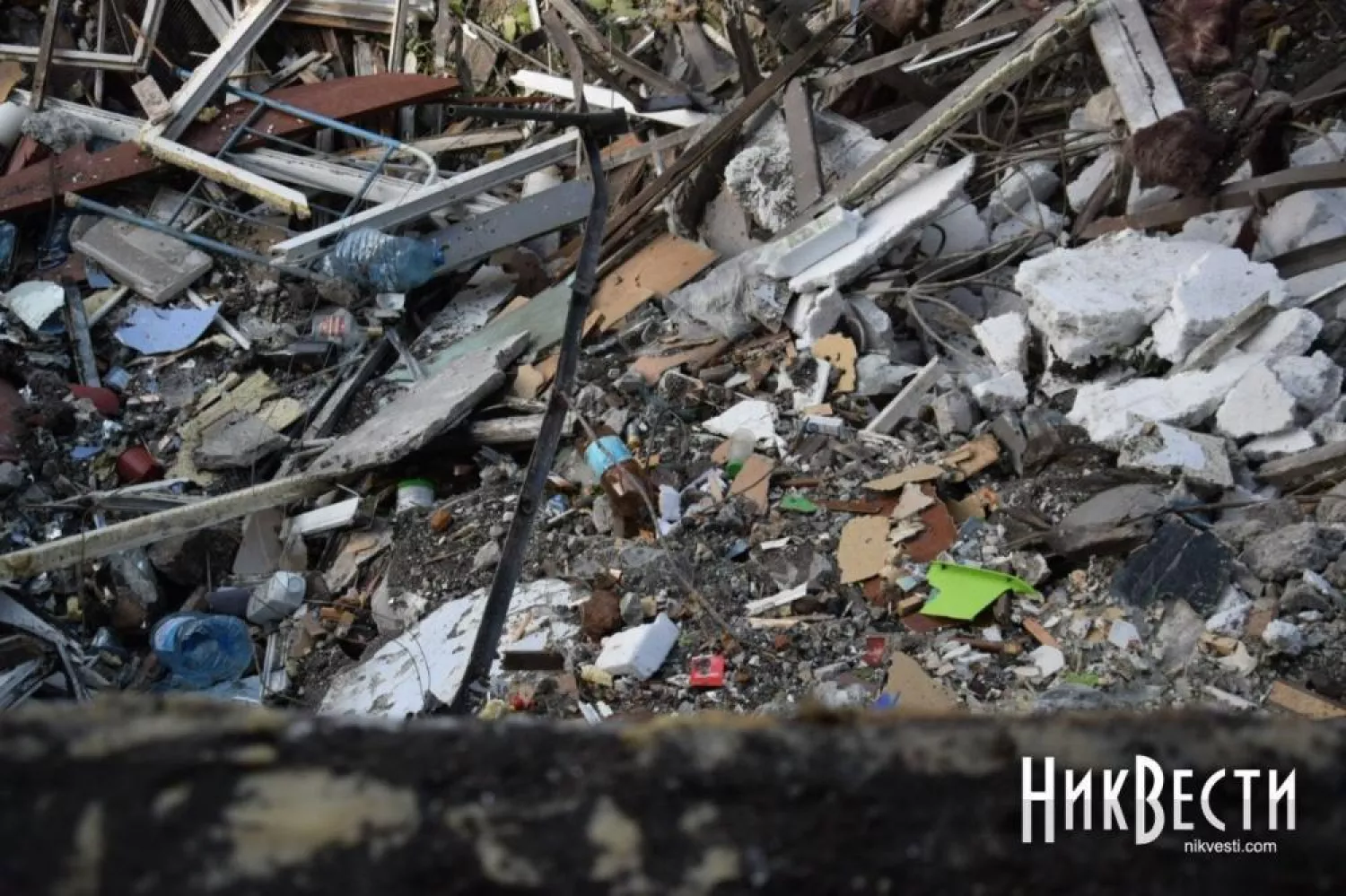 Вивезення сміття. Архівне фото НикВести