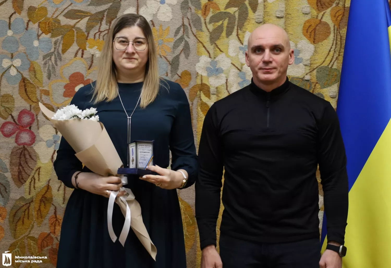 Церемонія нагородження відзнаки «За оборону Миколаєва». Фото: Миколаївська міська рада