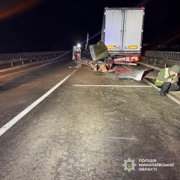 ДТП на трасі М-14 у Миколаївському районі. Фото: Нацполіція