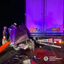 ДТП на трасі М-14 у Миколаївському районі. Фото: Нацполіція