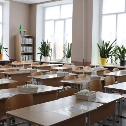 Данія допомогла відремонтувати поверх ліцею у Миколаєві. Фото: Миколаївська міська рада