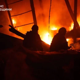 Наслідки обстрілів Одеси 8 лютого. Фото: ДСНС