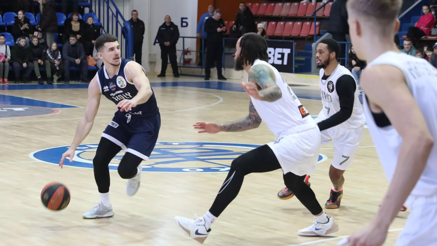 Момент з матчу «Ніко-Баскета» проти «Харківських Соколів». Фото: Федерація баскетболу України