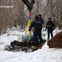 На Миколаївщині сапери знищили бойову частину ракети Х-101. Фото: ДСНС Миколаївщини